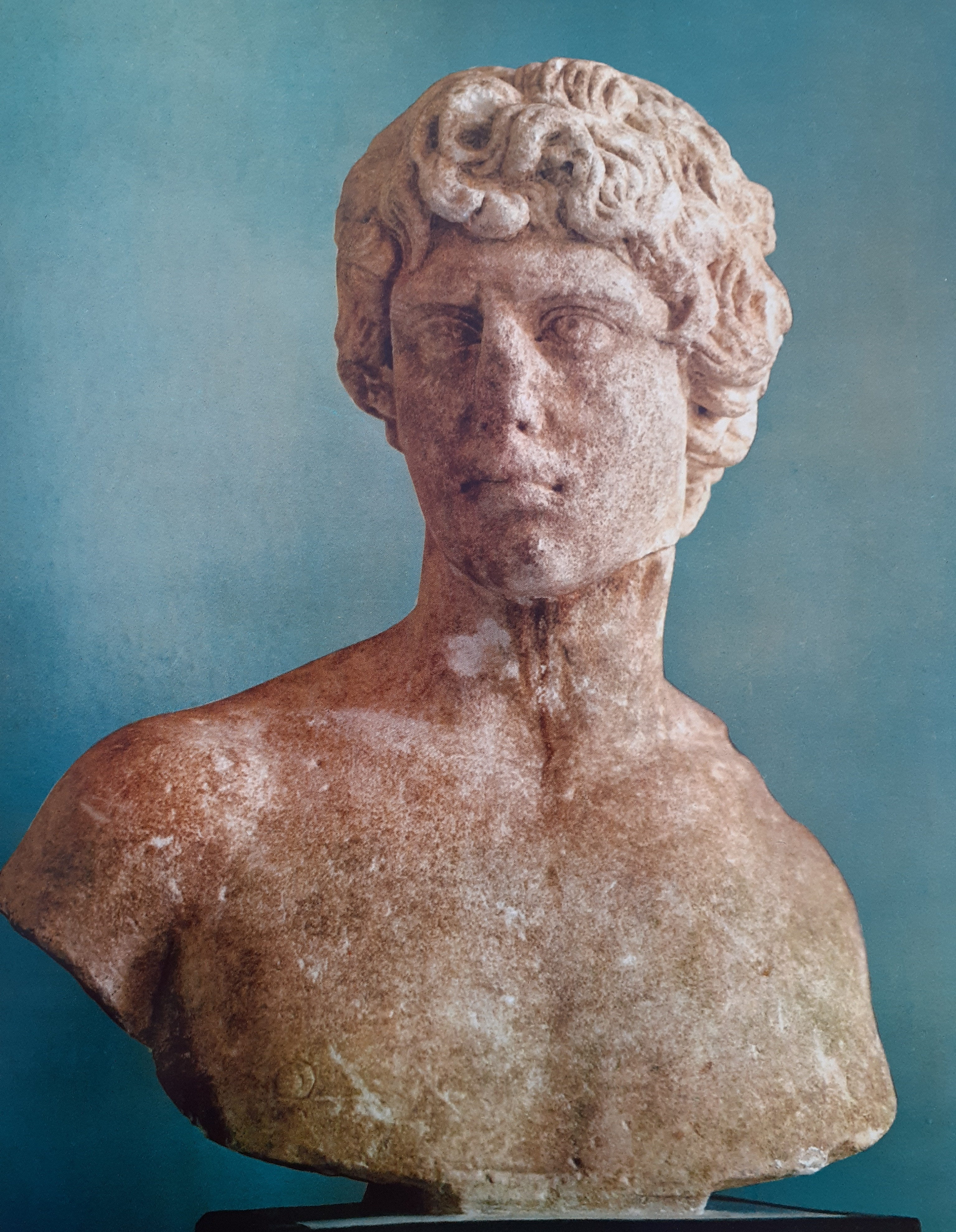 Bust i një djaloshi punuar në mermer shek. II p.e.sonë, Buthrot